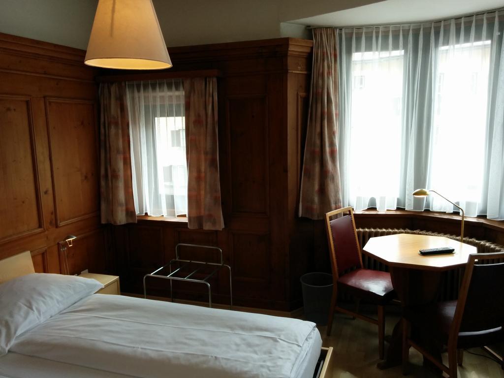 Hotel Terminus Samedan Camera foto