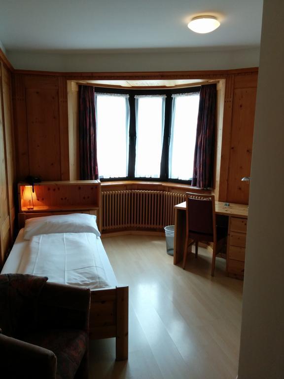 Hotel Terminus Samedan Camera foto